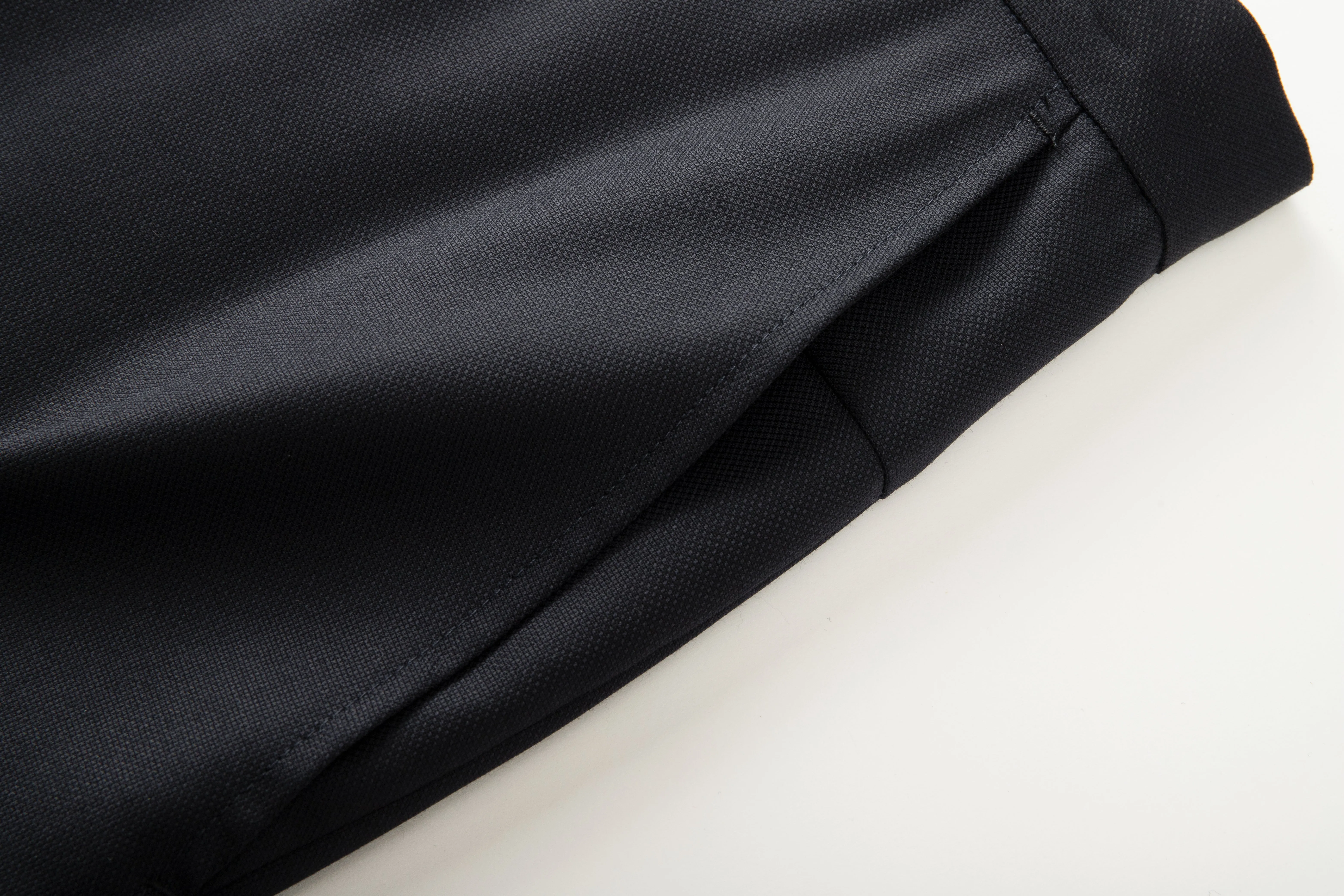 Belt-loop Slim-cut Trousers