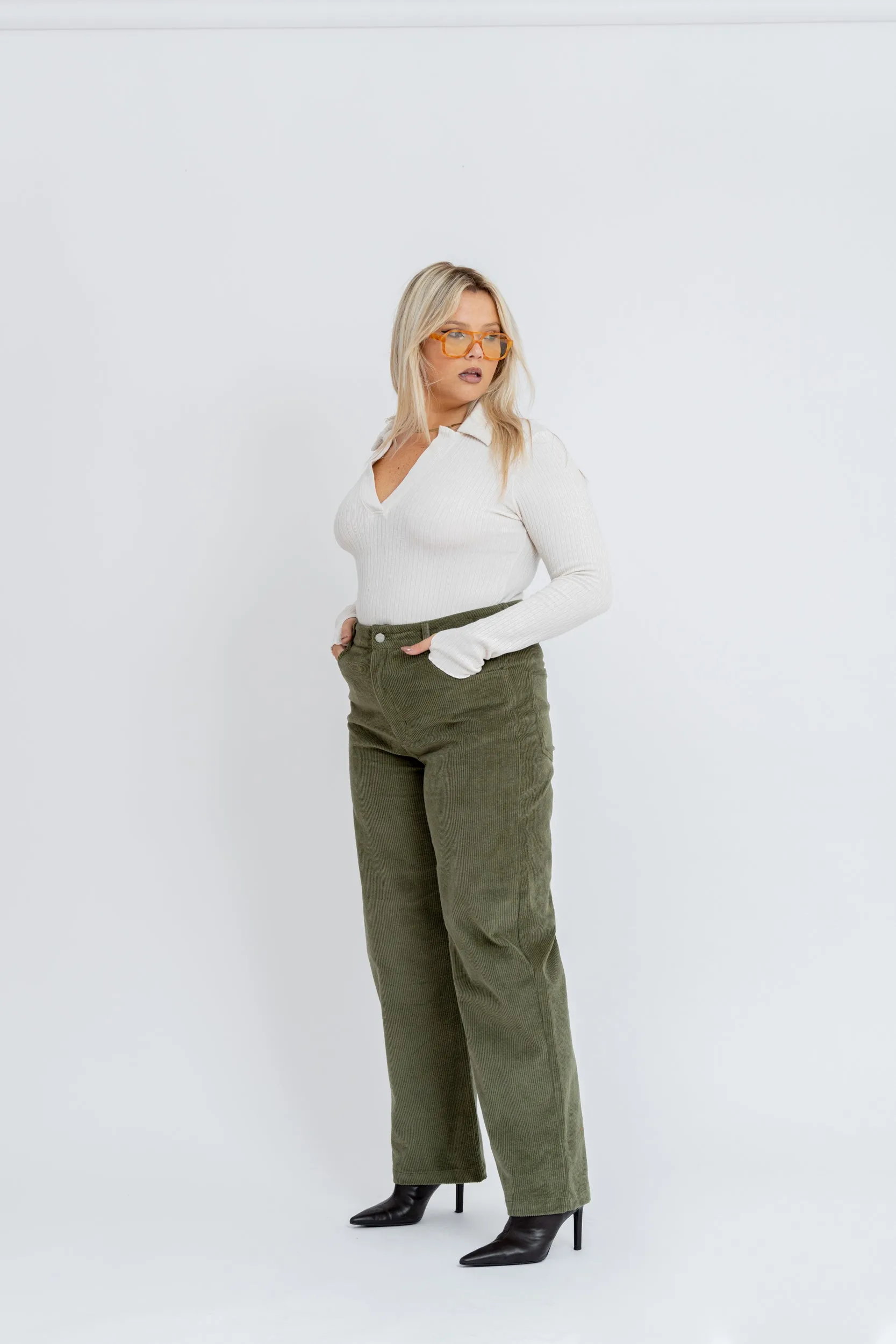Hunter Corduroy Pants - Green