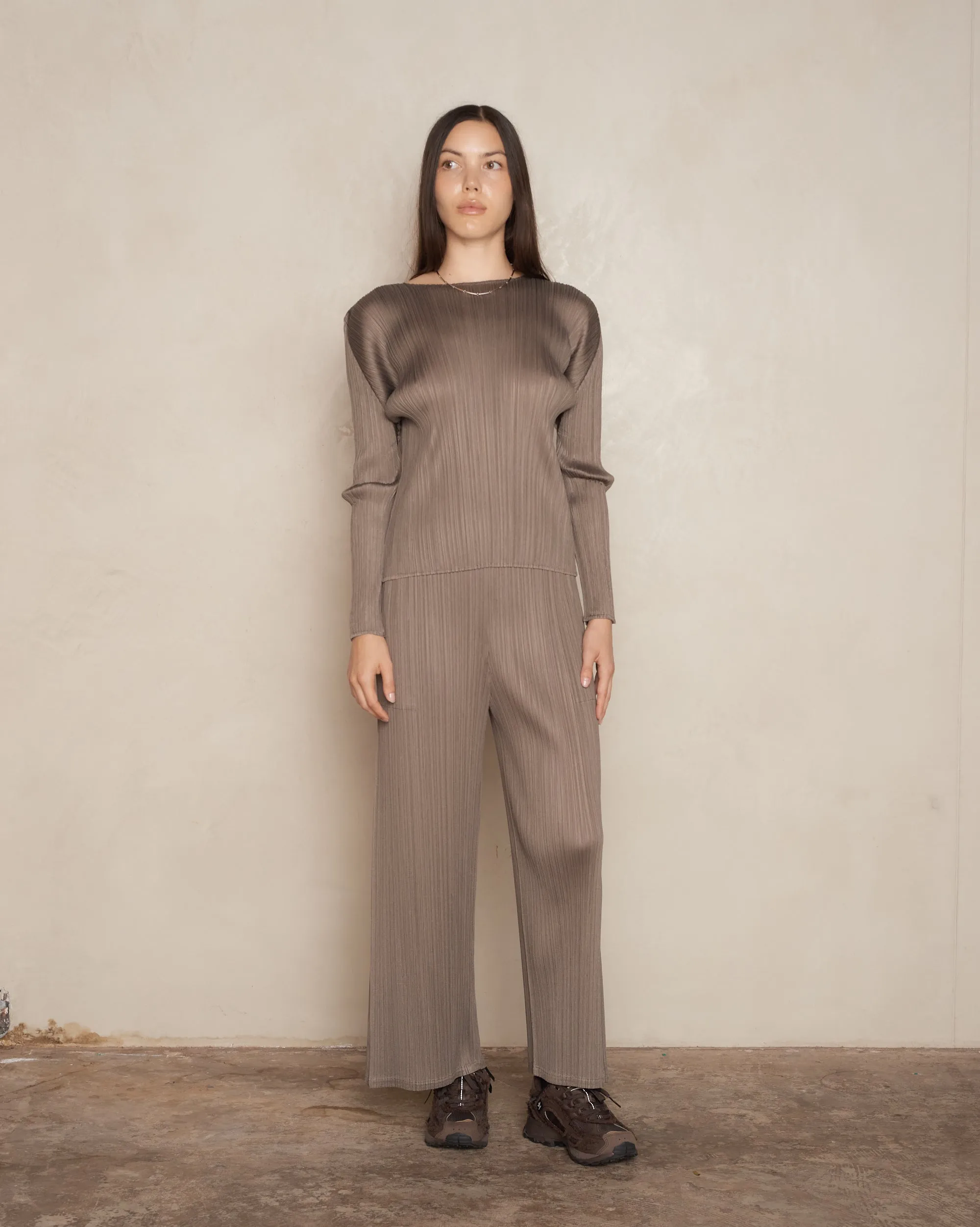 Khaki Signature Pleat Trouser