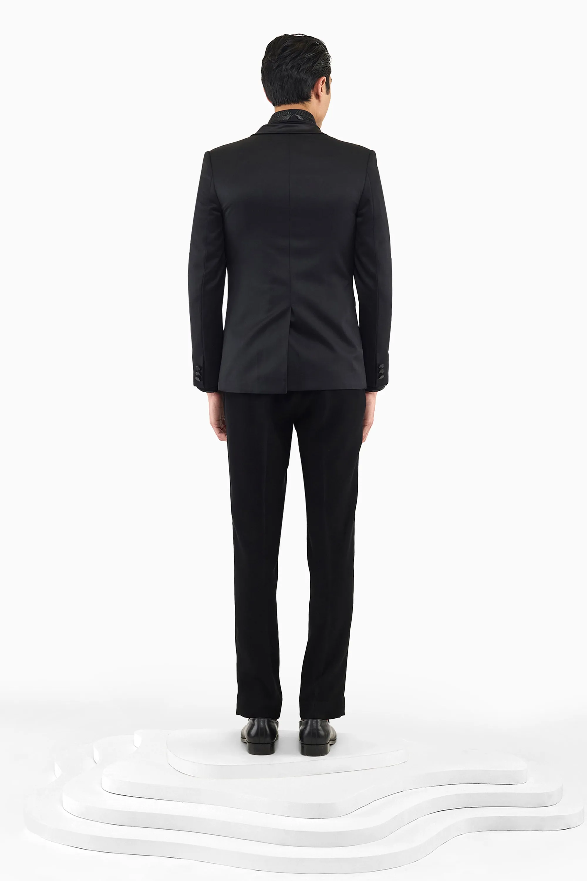 METALLIC CORD ALIEN LACE TUXEDO