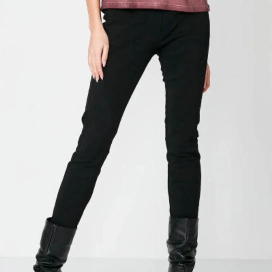 NÜ Geo Trousers