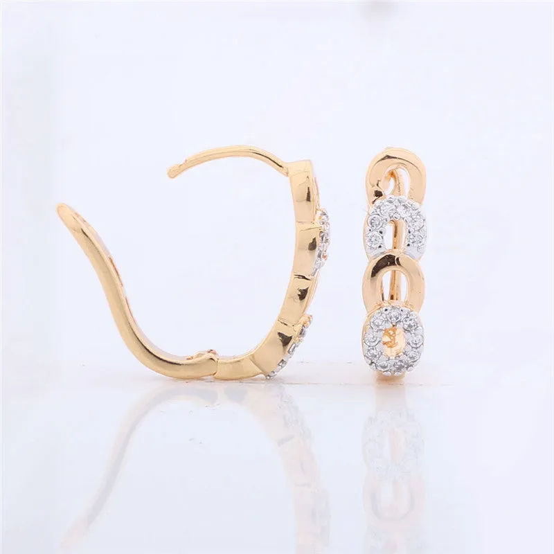 New Style Ladies Huggie Earrings Fashion Desirable Round Brilliant White Crystal Earing Woman Hoop Earring