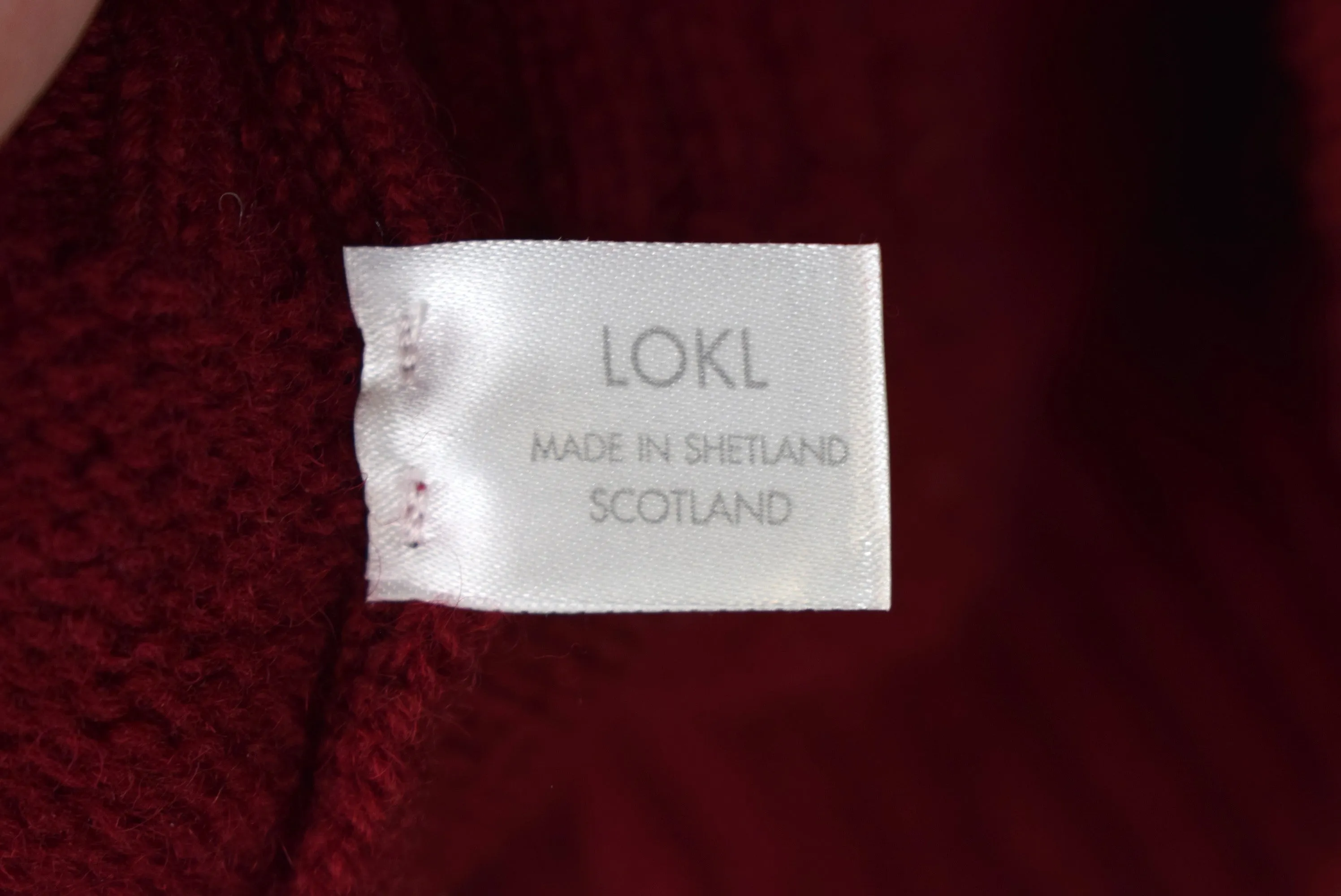 "The Andover Shop Scottish Shetland Wool Crew Neck Sweater/ Maroon/ Bordeaux Mix" Sz L (NWT)
