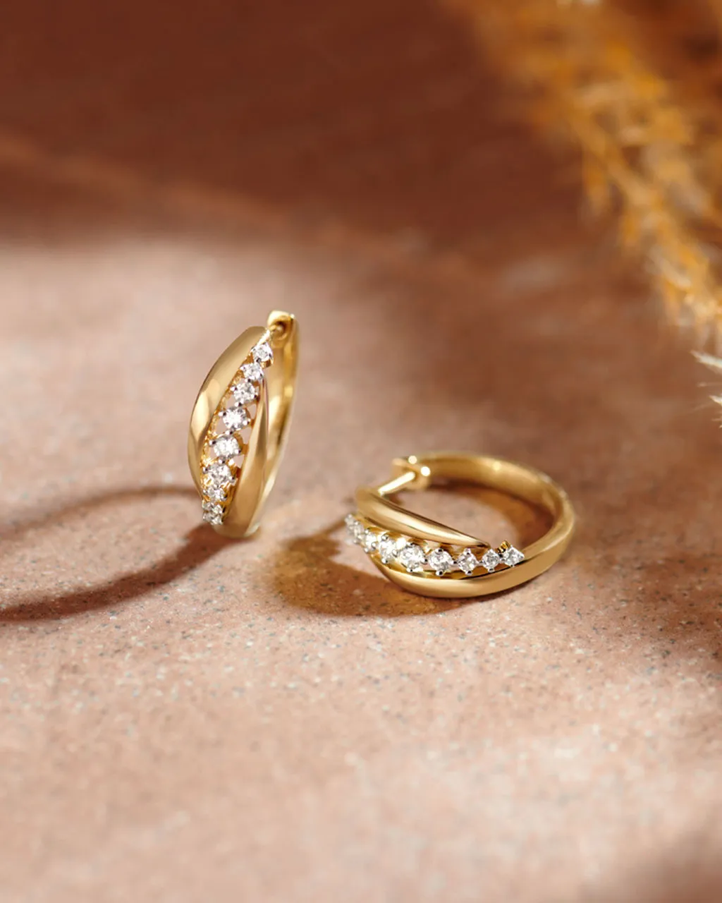Ridge Diamond Hoops