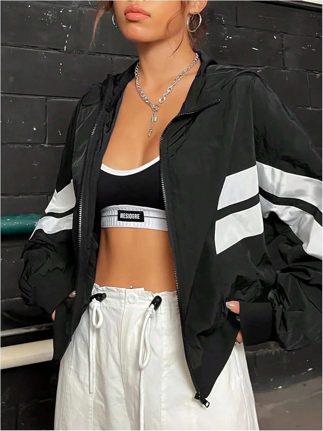 Verdusa Women's Color Block Zip Up Hooded Jacket Outerwear Loose Windbreaker Jackets