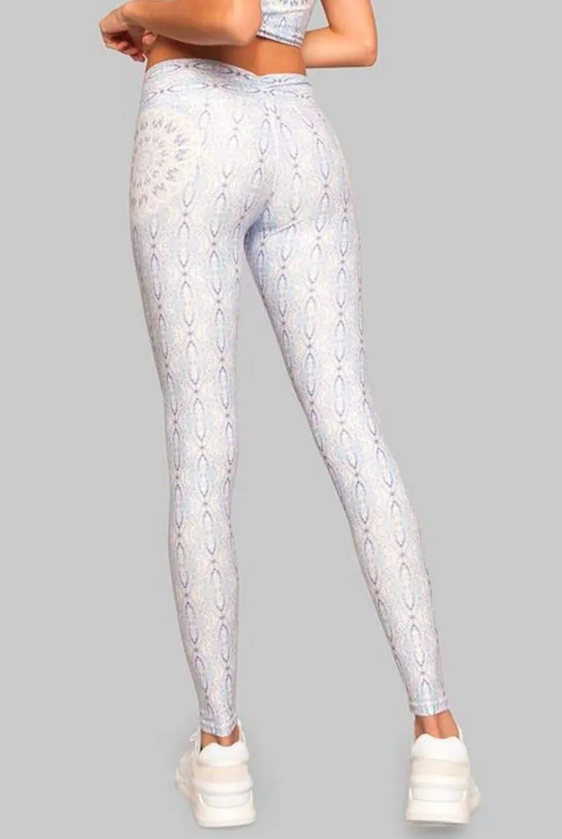 Wolven Aquarius Ruched Crossover Legging - Aquarius
