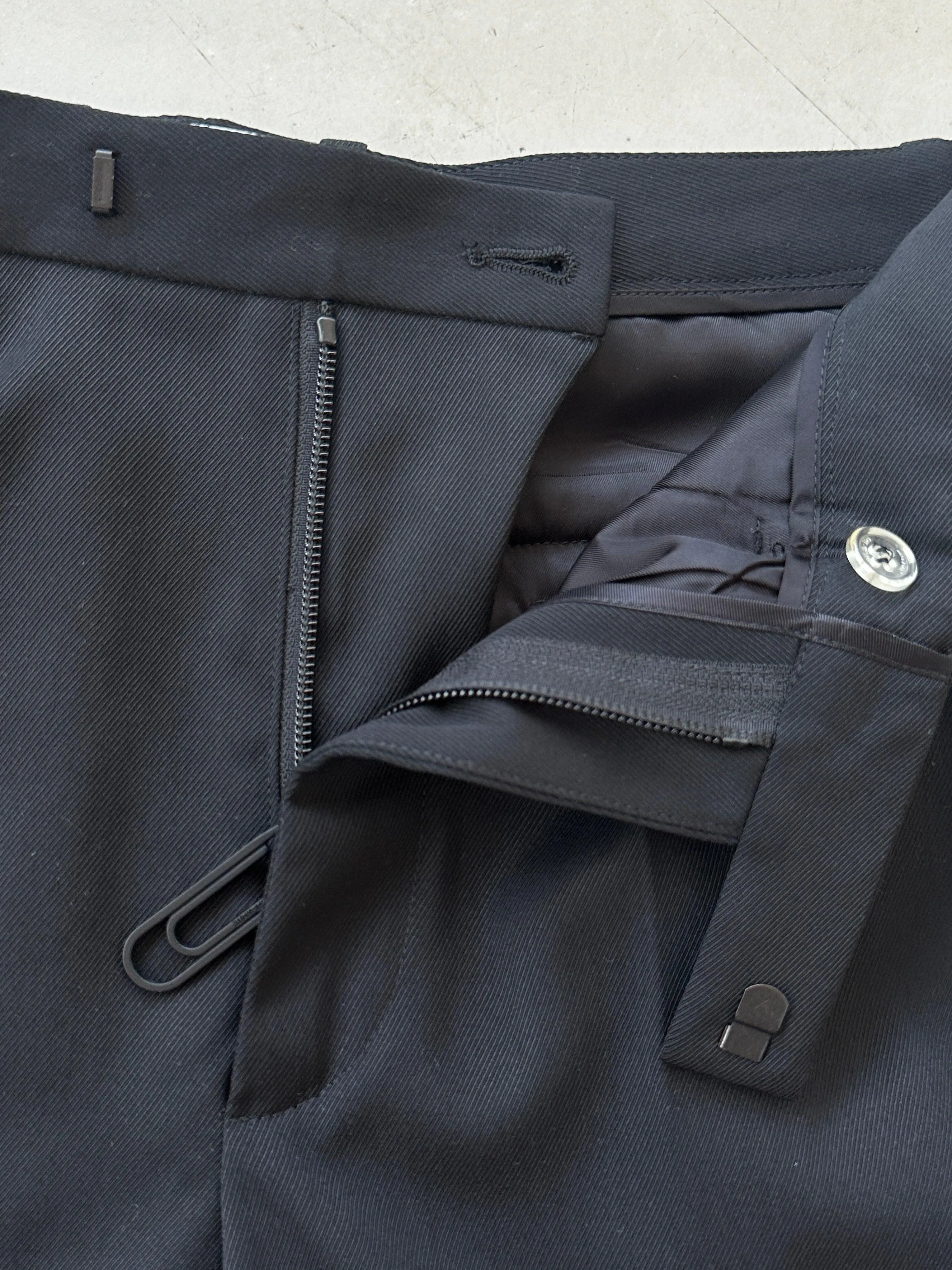Zipped Clean Pant